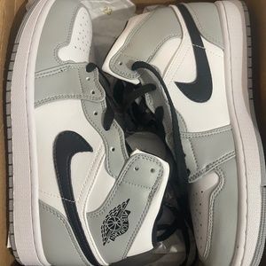 Nike Air Jordan 1 Mid